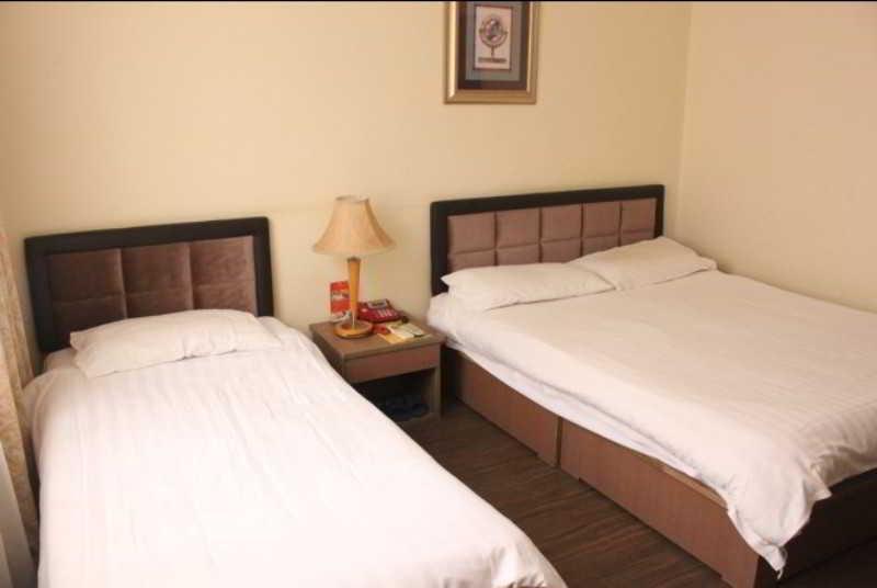 Fortune Business Hotel Циндао Екстериор снимка