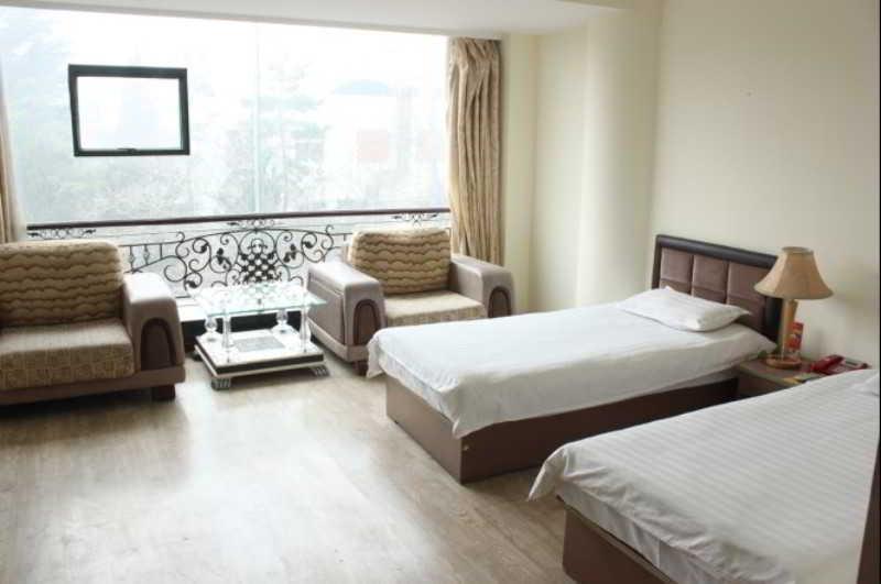 Fortune Business Hotel Циндао Екстериор снимка