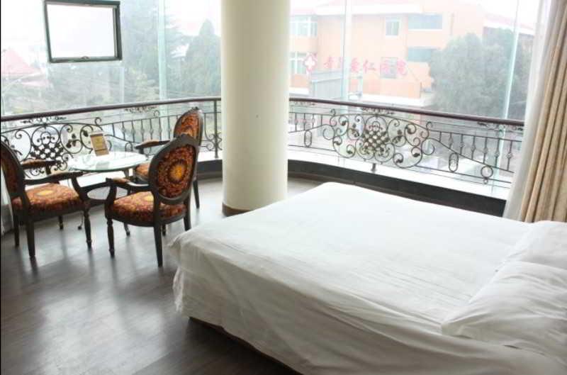 Fortune Business Hotel Циндао Екстериор снимка